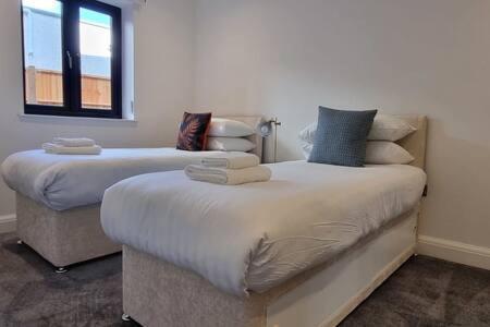Beautiful Apartment Overlooking A Garden London Exterior photo